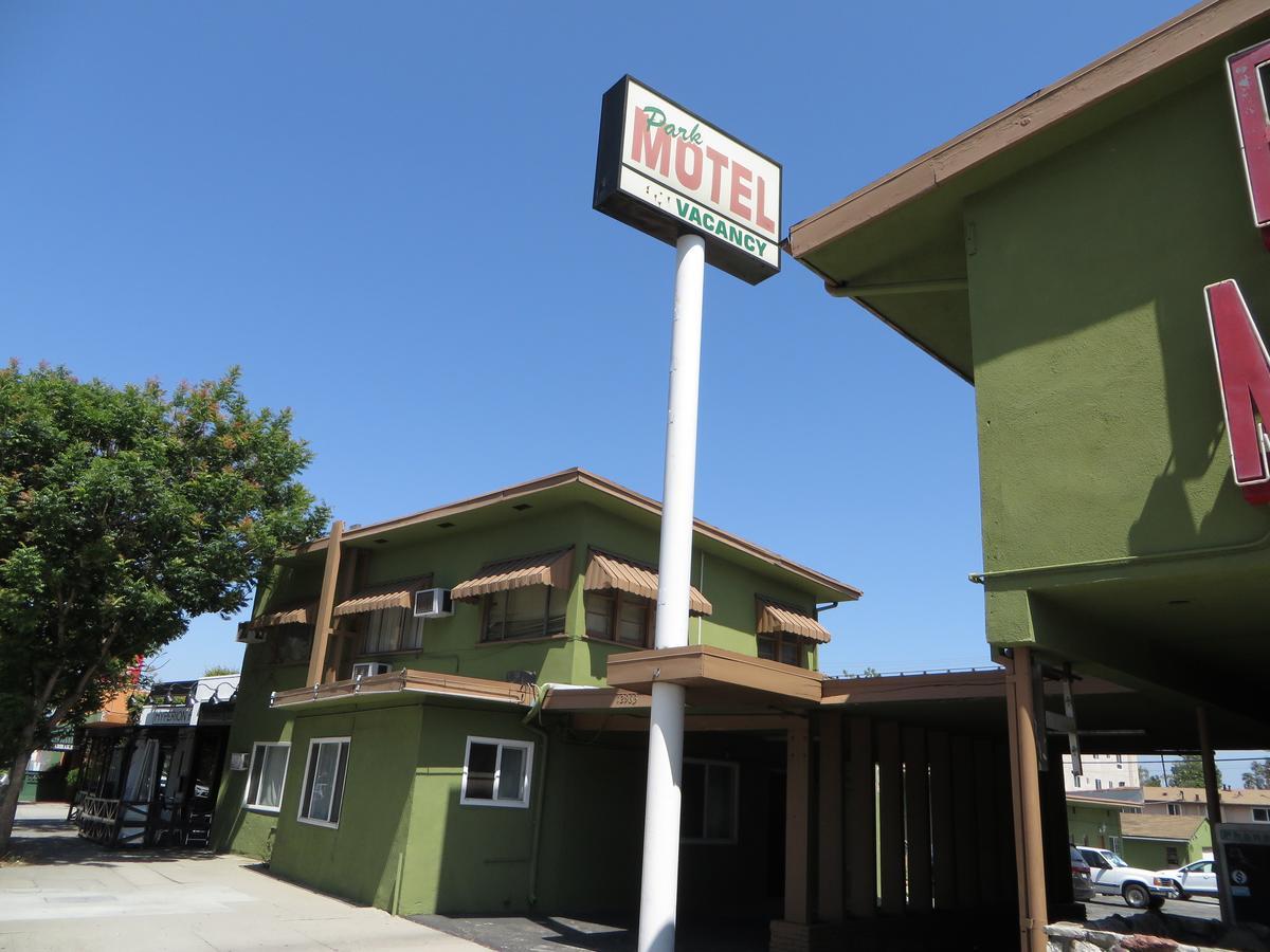 Park Motel Studio City Exterior photo